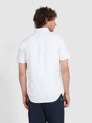 Brewer Chemise Oxford ajustée à manches courtes en coton biologique - White