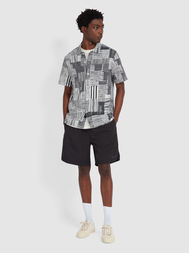 Chiltern Short Sleeve Archive Print Shirt In Black