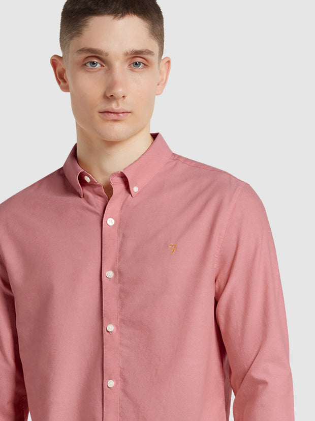 Brewer Slim Fit Organic Cotton Oxford Shirt In Carnation Pink